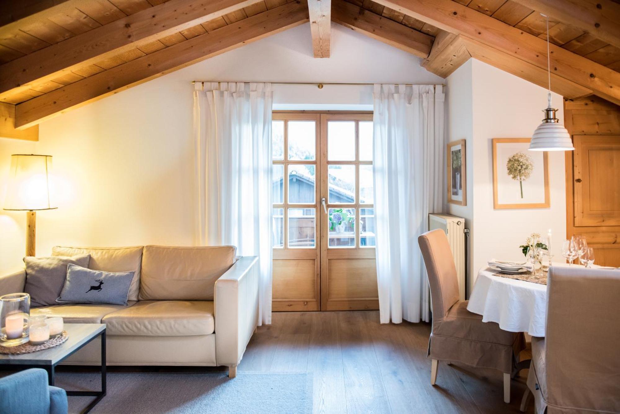 Haus Lesch - Stilvolle Appartements Mit Tollem Bergblick In Kreuth Am Tegernsee Luaran gambar