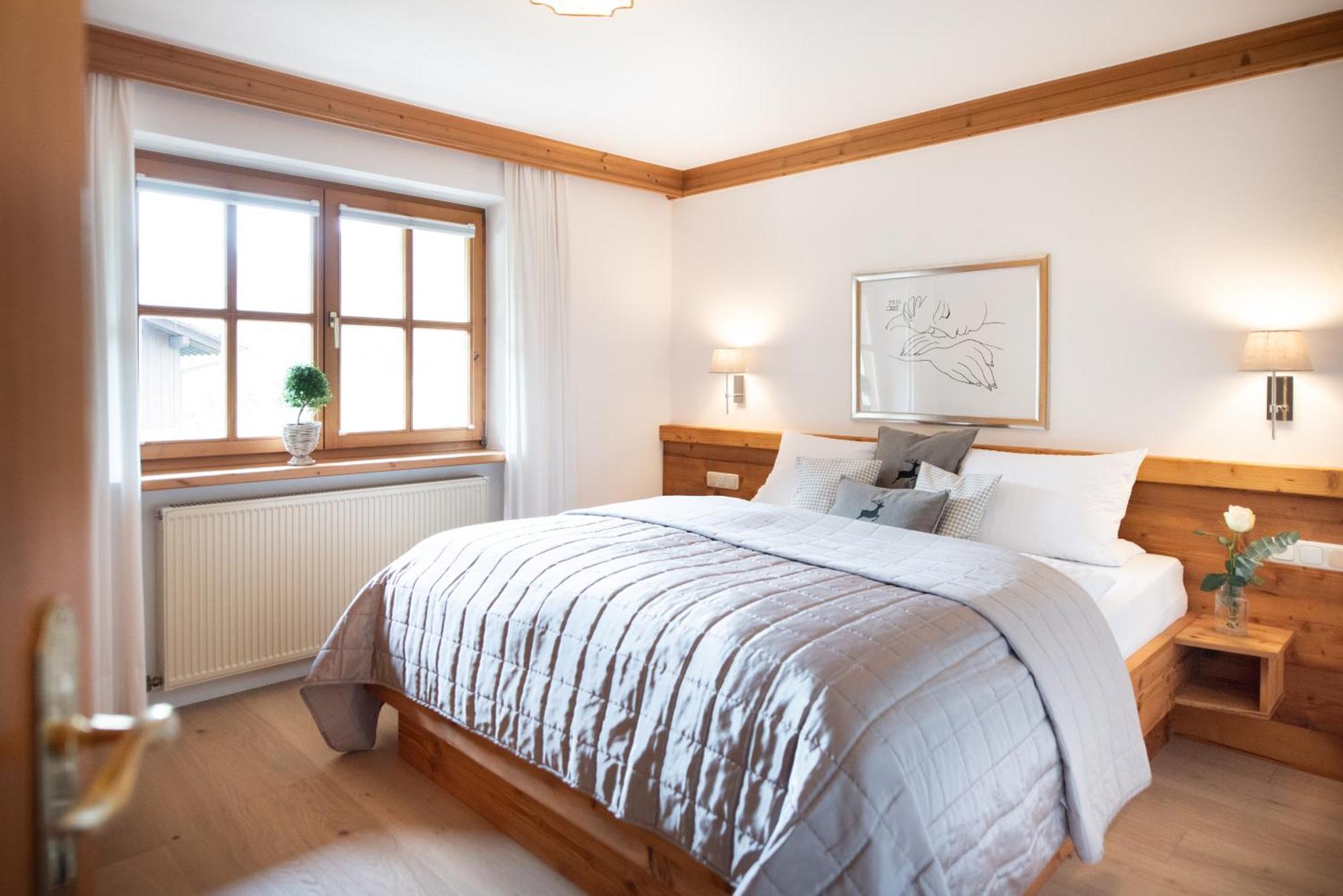 Haus Lesch - Stilvolle Appartements Mit Tollem Bergblick In Kreuth Am Tegernsee Luaran gambar