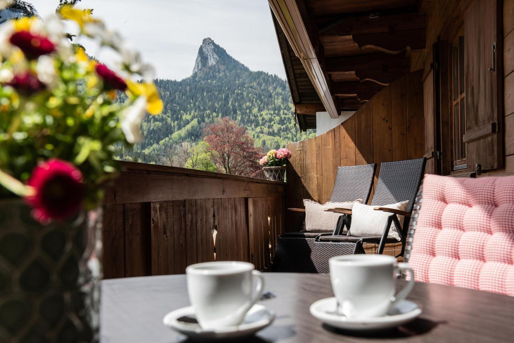 Haus Lesch - Stilvolle Appartements Mit Tollem Bergblick In Kreuth Am Tegernsee Luaran gambar
